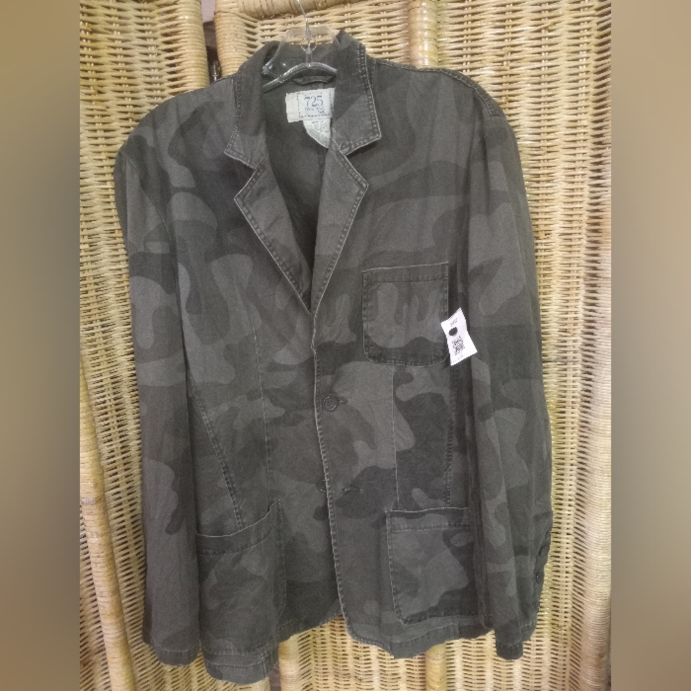 725 Original Blazer Sports Jacket Green Camoflauge Size M/42. NWT
